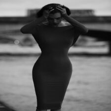 نمونه عکاسی مدلینگ ایستاده